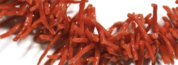 Gioielli antichi epoca romana con corallo rosso del Mediterraneo.