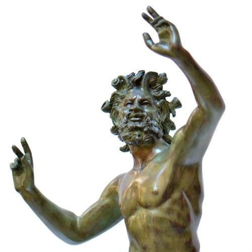 Repliche di statue antiche in bronzo, rinvenute agli scavi di Pompei.