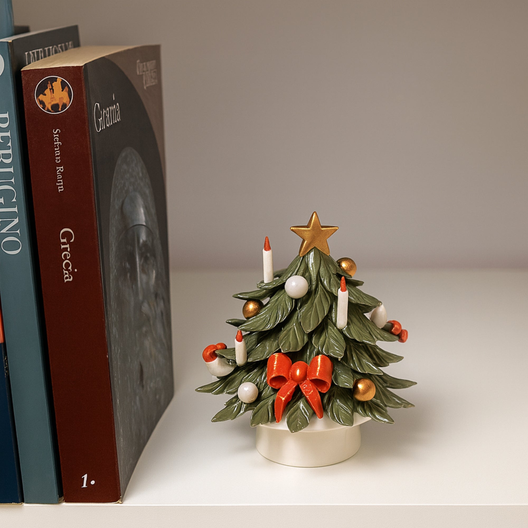 Albero Capodimonte in Porcellana con Stelle di Natale