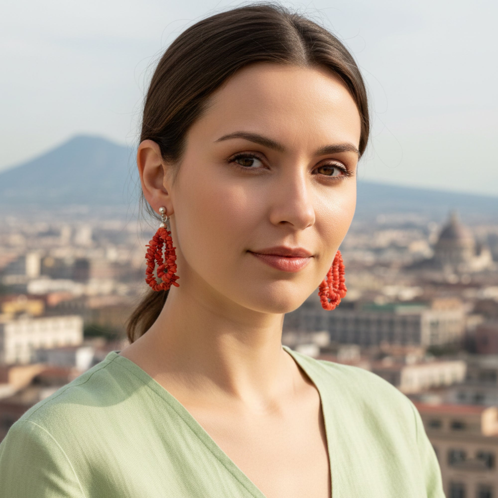 Boucles d'oreilles en écailles de corail rouge, fermeture en argent