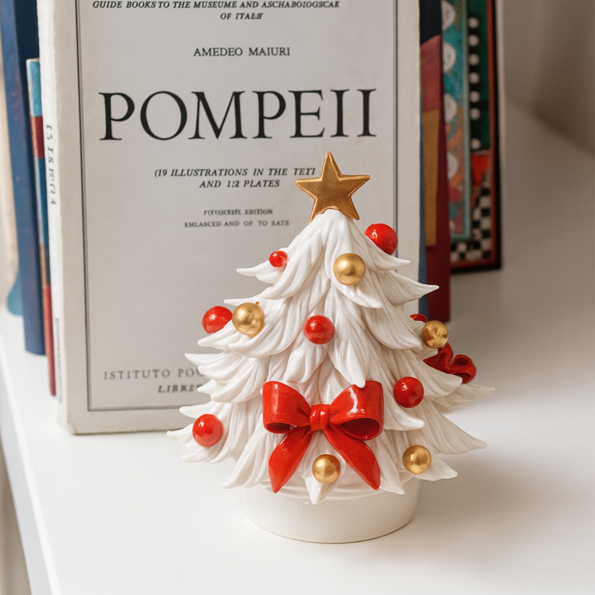 Albero Capodimonte in Porcellana con Stelle di Natale