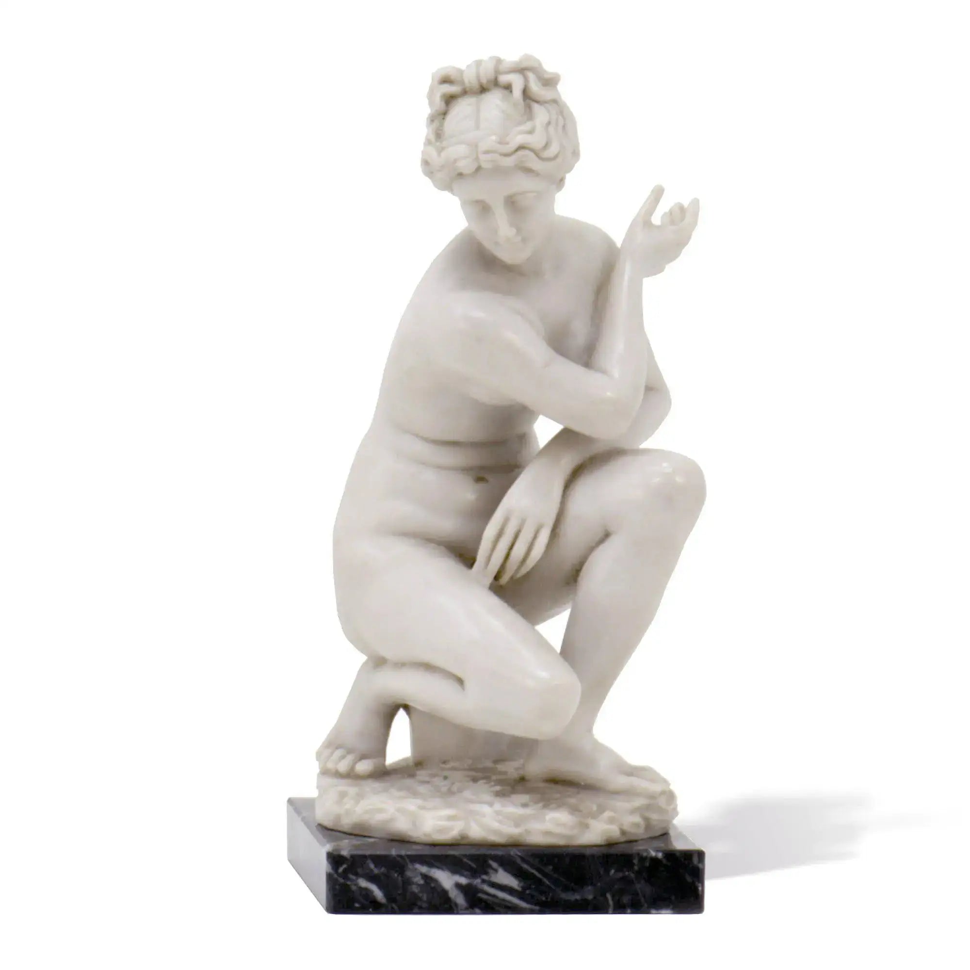 Venere Accovacciata - Statua in marmo 24 cm