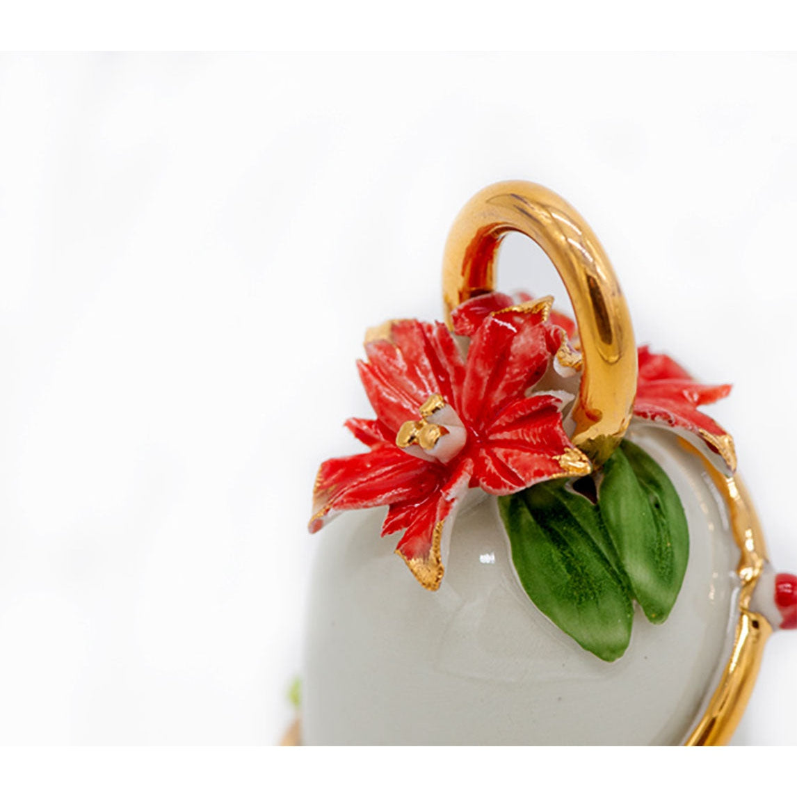 Bell with red flowers in fine porcelain -Museum-Shop Italy