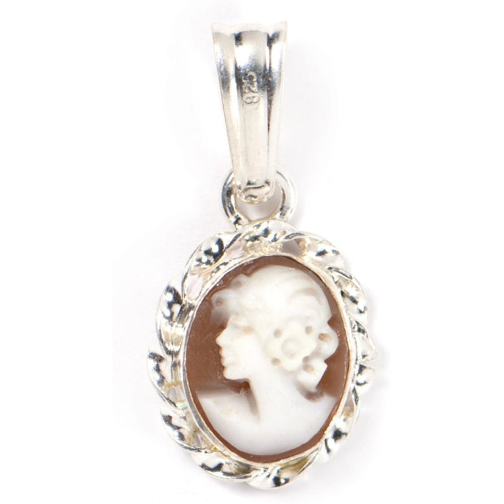Silver pendant with cameo