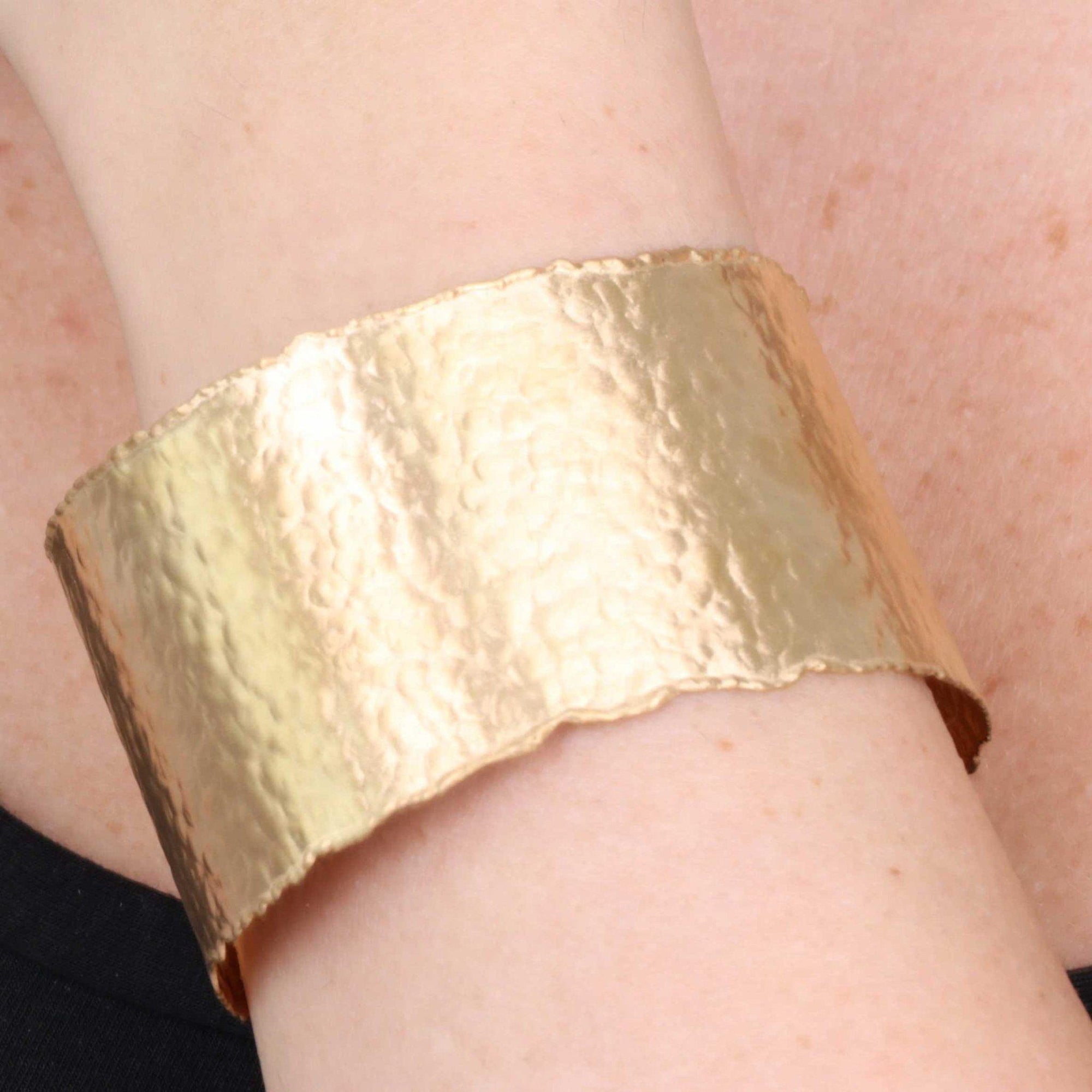 Rigid Silver Sandblasted Bracelet 925