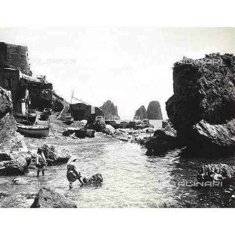 Capri Marina Piccola Stampa Fotografica Alinari - Museum-Shop.it